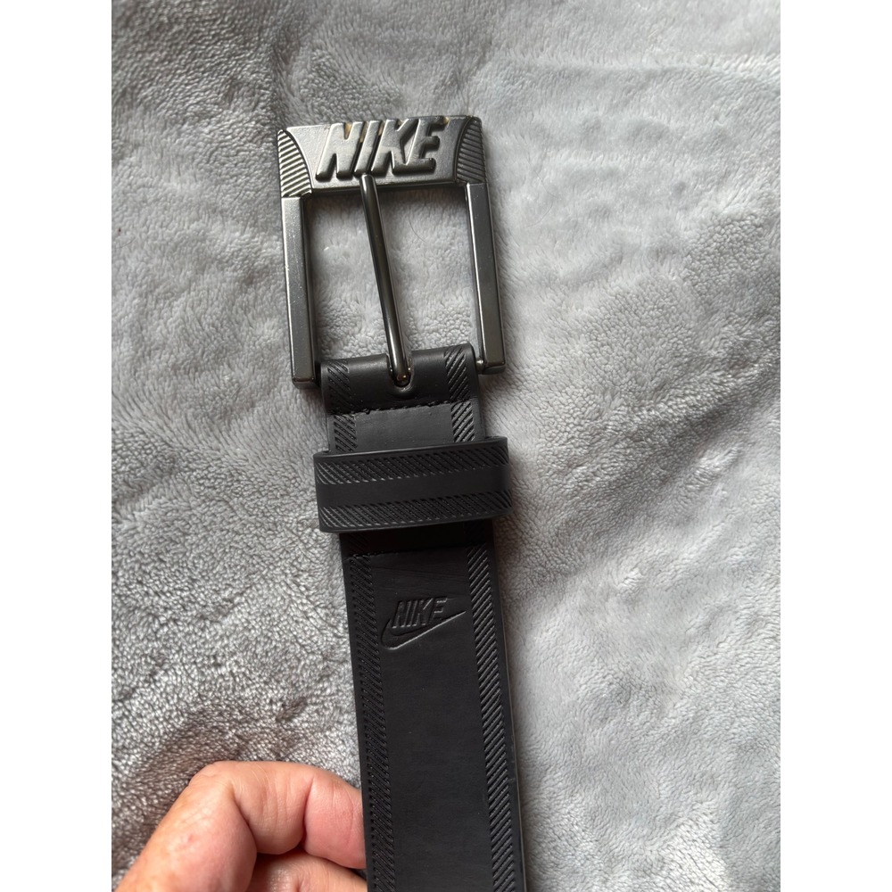 Nike Mens Golf Belt Black Synthetic Leather Gunmetal Buckle M 34-36 FI8096-001